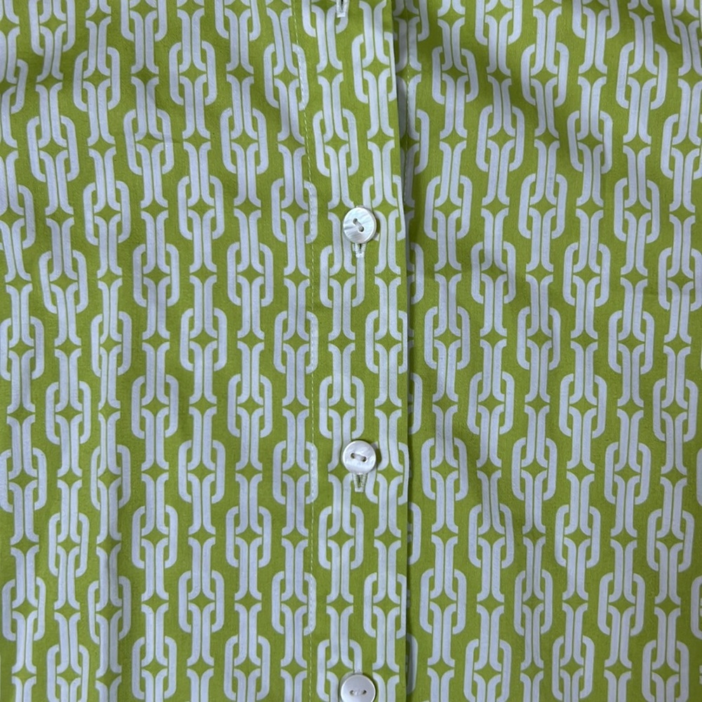 Foxcroft Button Down Size 8 - image 3